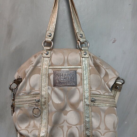 Coach Glam Poppy 1941 Hobo - Picture 10 of 16